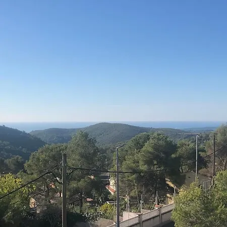 Huset Pa Toppen Canyelles (Catalonia)